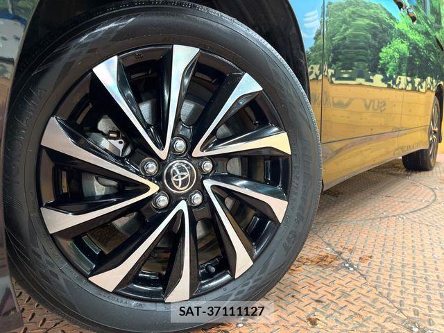 Toyota NOAH HYBRID 2022-03 8355218-12