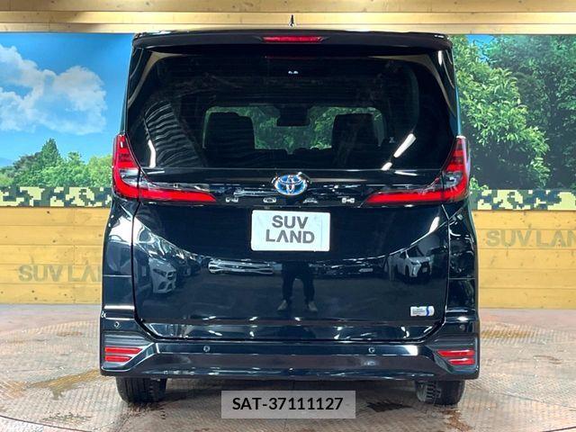 Toyota NOAH HYBRID 2022-03 8355218-14