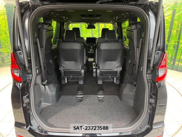 Toyota NOAH HYBRID 2023-11 8367752-10