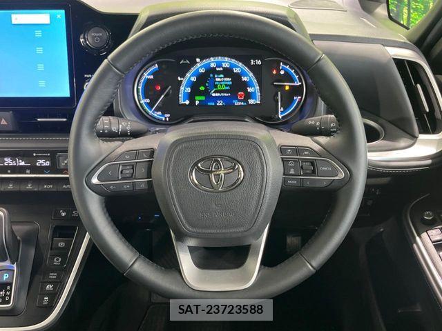 Toyota NOAH HYBRID 2023-11 8367752-11