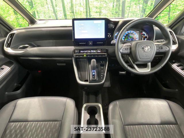 Toyota NOAH HYBRID 2023-11 8367752-1