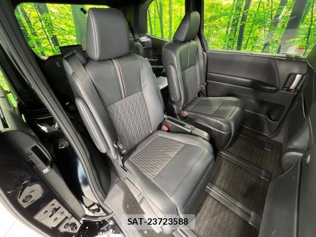Toyota NOAH HYBRID 2023-11 8367752-8