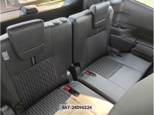 Toyota NOAH HYBRID 2022-03 8367756-16