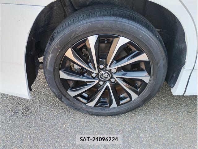 Toyota NOAH HYBRID 2022-03 8367756-3