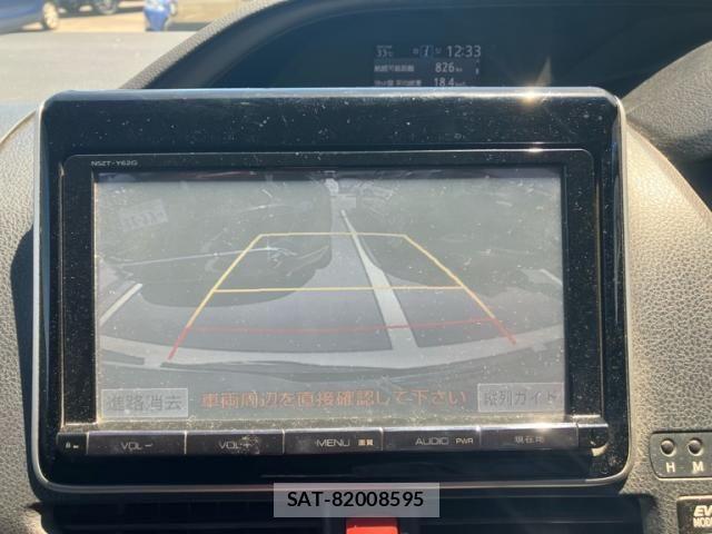 Toyota NOAH HYBRID 2014-06 8367768-22