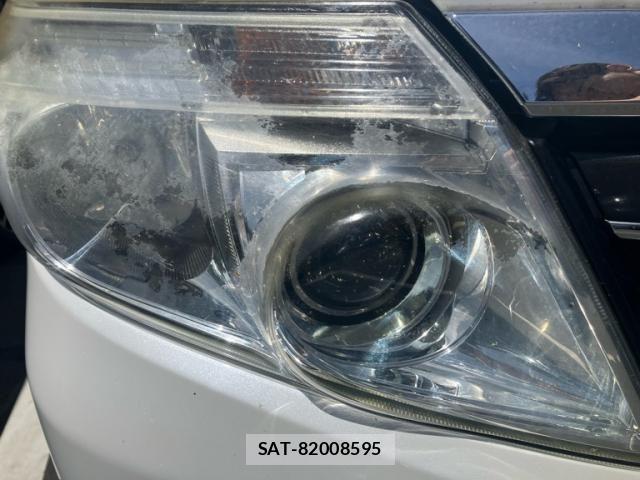 Toyota NOAH HYBRID 2014-06 8367768-3