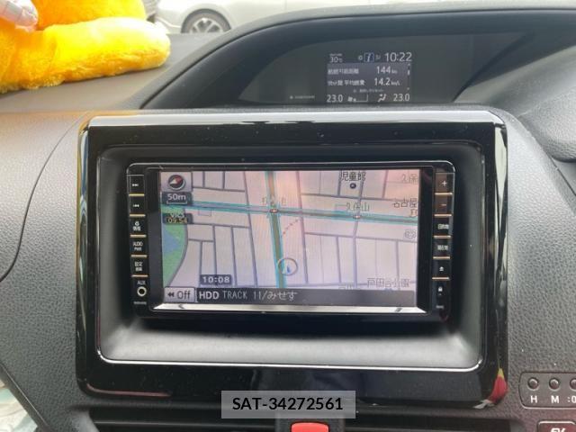 Toyota NOAH HYBRID 2015-03 8367766-16