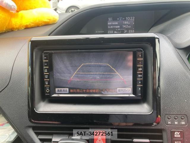 Toyota NOAH HYBRID 2015-03 8367766-19