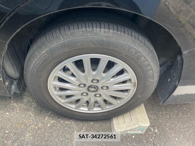 Toyota NOAH HYBRID 2015-03 8367766-3