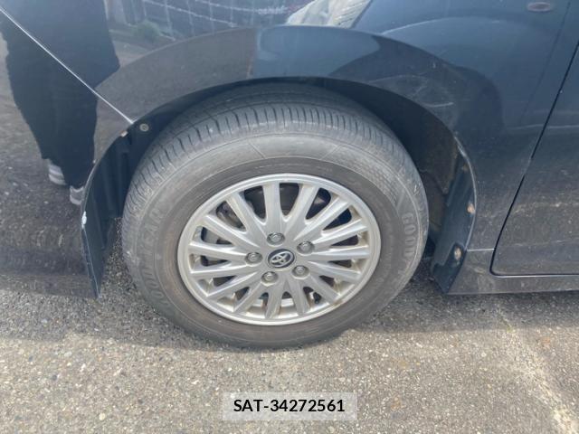 Toyota NOAH HYBRID 2015-03 8367766-4