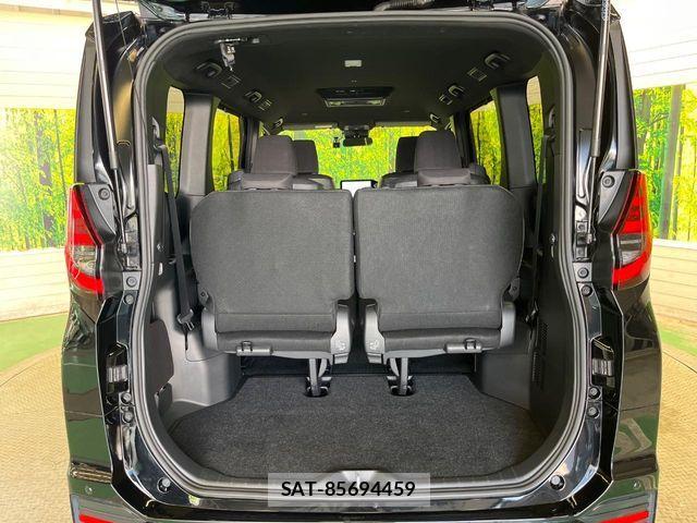 Toyota NOAH HYBRID 2023-01 8367757-10