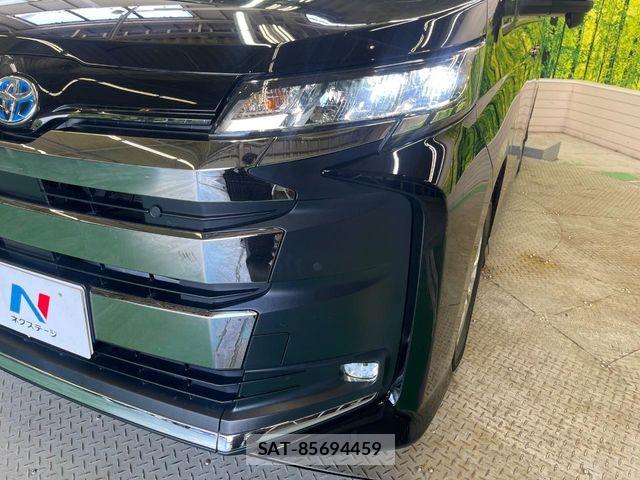 Toyota NOAH HYBRID 2023-01 8367757-13