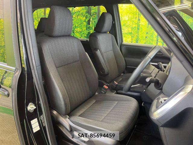 Toyota NOAH HYBRID 2023-01 8367757-7