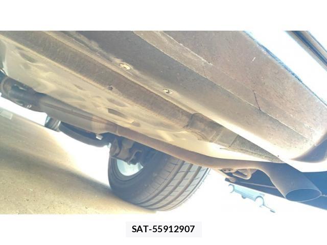 Toyota NOAH HYBRID 2015-06 8367769-8