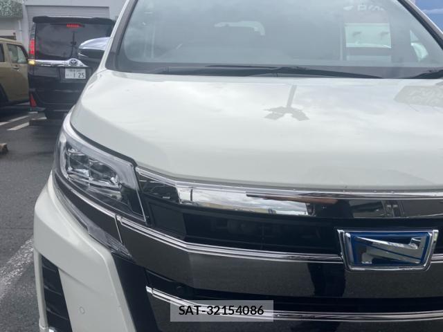 Toyota NOAH HYBRID 2021-08 8367761-1