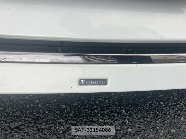Toyota NOAH HYBRID 2021-08 8367761-2