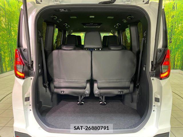 Toyota NOAH HYBRID 2023-03 8367750-10