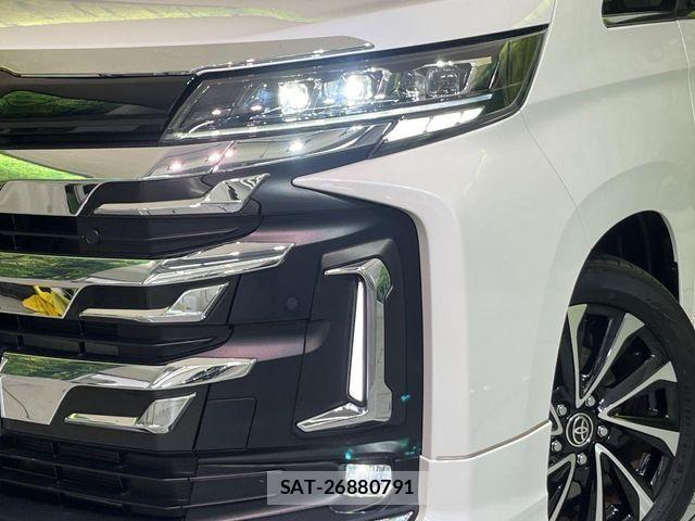 Toyota NOAH HYBRID 2023-03 8367750-12