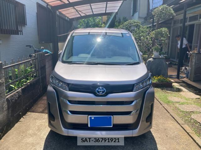 Toyota NOAH HYBRID 2024-09 8367762-0