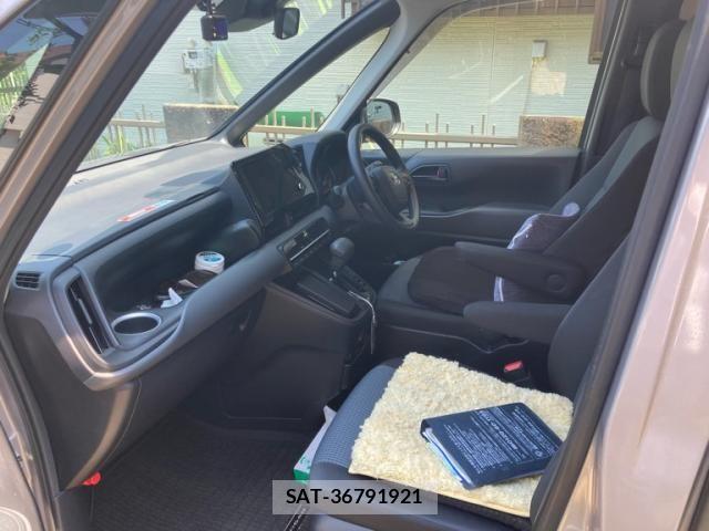 Toyota NOAH HYBRID 2024-09 8367762-19