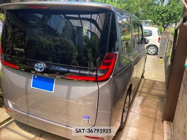 Toyota NOAH HYBRID 2024-09 8367762-4