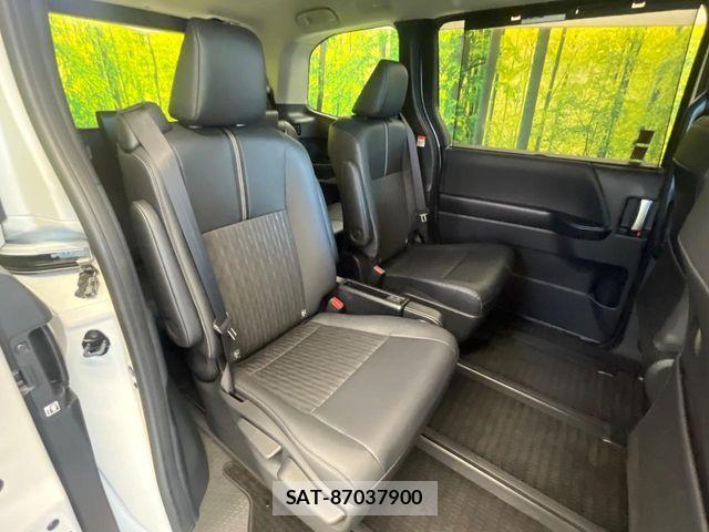 Toyota NOAH HYBRID 2024-12 8367758-10