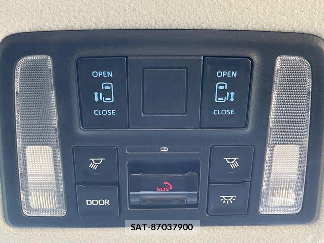 Toyota NOAH HYBRID 2024-12 8367758-4