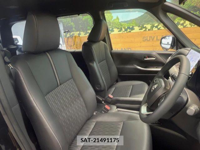 Toyota NOAH HYBRID 2024-04 8367749-6