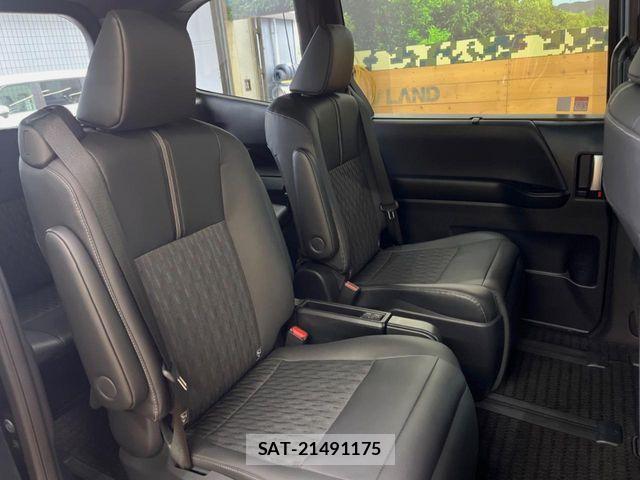 Toyota NOAH HYBRID 2024-04 8367749-7