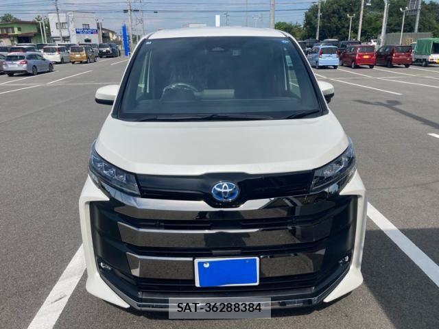 Toyota NOAH HYBRID 2023-03 8367759-1