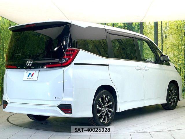 Toyota NOAH HYBRID 2026-02 8367753-17