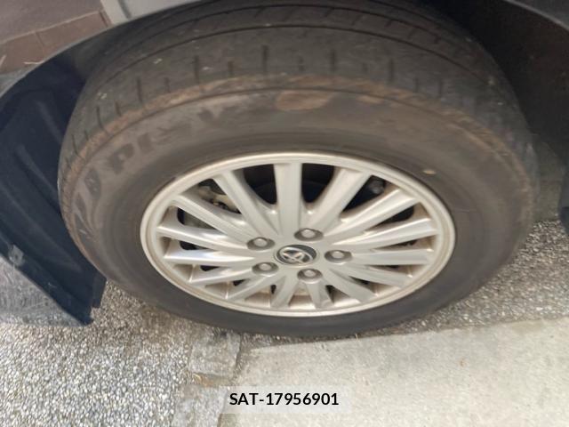 Toyota NOAH HYBRID 2015-11 8367765-10