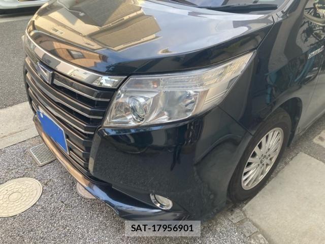 Toyota NOAH HYBRID 2015-11 8367765-1