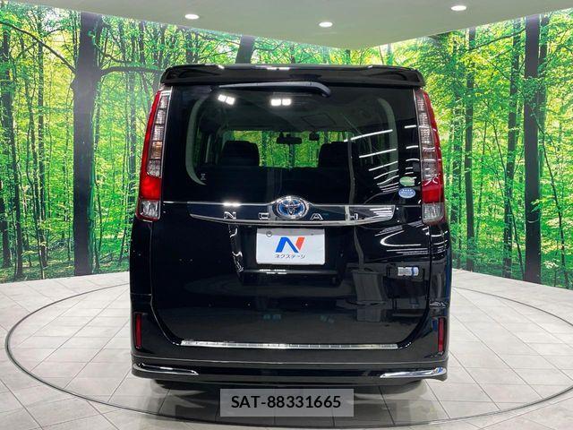 Toyota NOAH HYBRID 2014-06 8367764-14