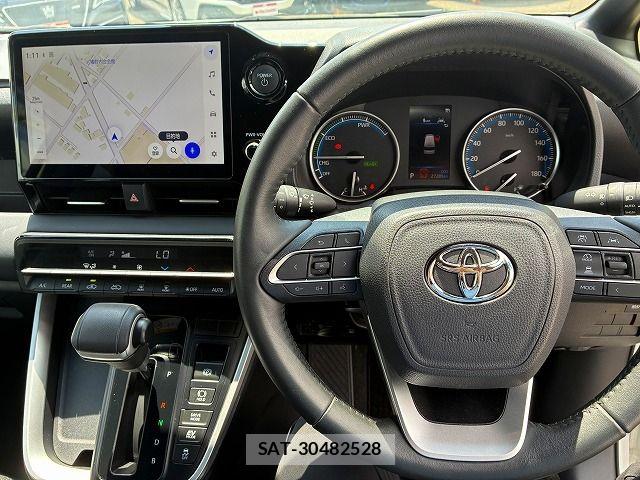 Toyota NOAH HYBRID 2024-01 8371972-9