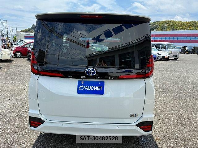 Toyota NOAH HYBRID 2024-01 8371972-6