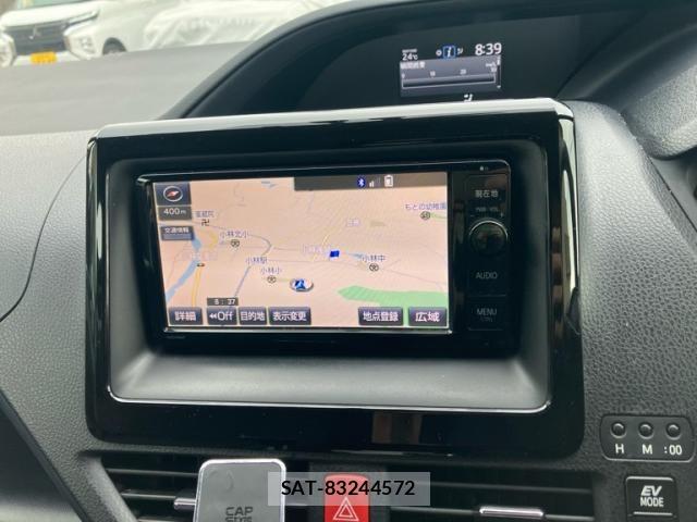 Toyota NOAH HYBRID 2015-06 8371973-23