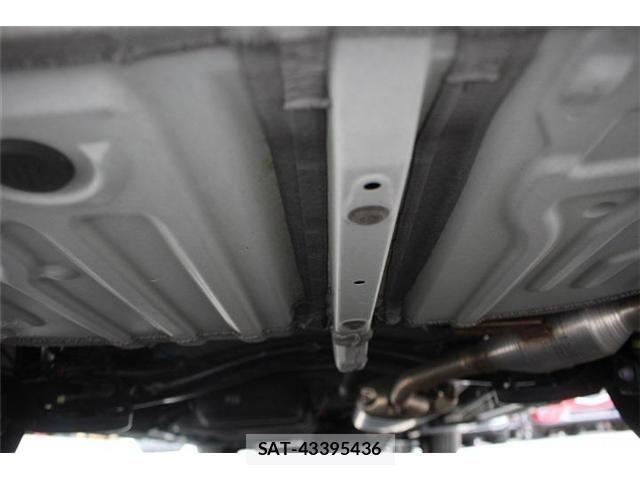 Toyota NOAH HYBRID 2022-05 8371971-17