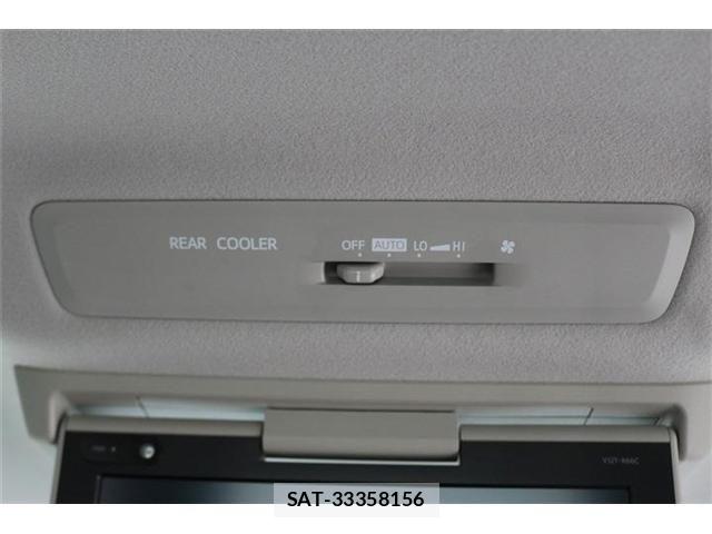 Toyota NOAH HYBRID 2017-07 8371974-28