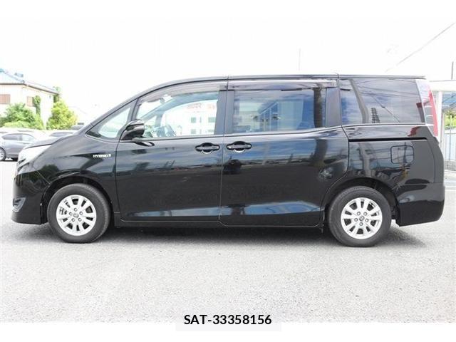 Toyota NOAH HYBRID 2017-07 8371974-7