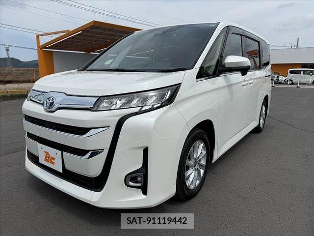 Toyota NOAH HYBRID 2023-03 8414024-6
