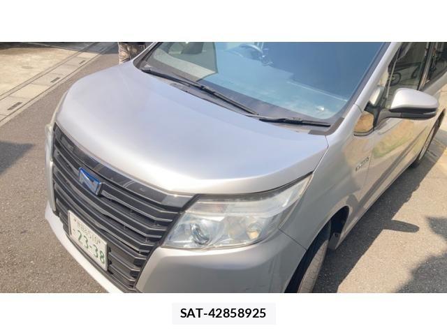 Toyota NOAH HYBRID 2014-12 8414042-1