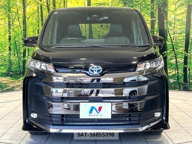 Toyota NOAH HYBRID 2022-11 8438606-13