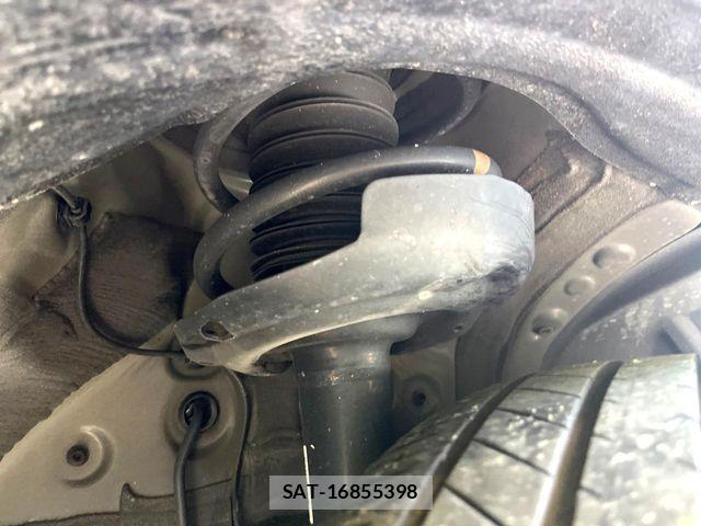 Toyota NOAH HYBRID 2022-11 8438606-19