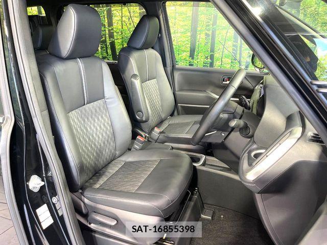 Toyota NOAH HYBRID 2022-11 8438606-7