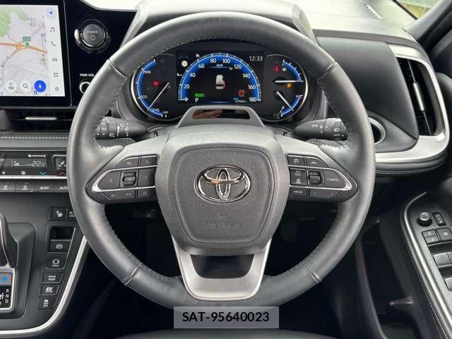 Toyota NOAH HYBRID 2024-10 8438617-14