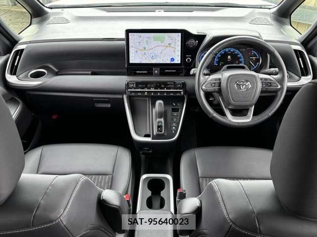 Toyota NOAH HYBRID 2024-10 8438617-1