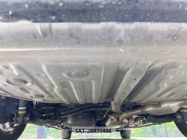 Toyota NOAH HYBRID 2022-07 8438615-18