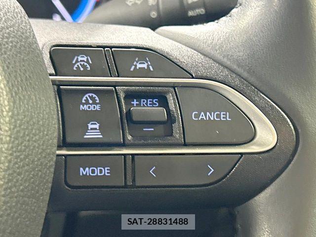 Toyota NOAH HYBRID 2022-07 8438615-4