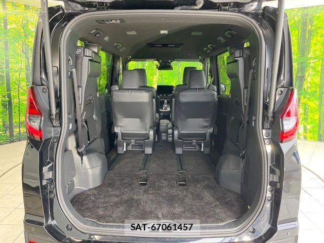 Toyota NOAH HYBRID 2025-05 8438607-9